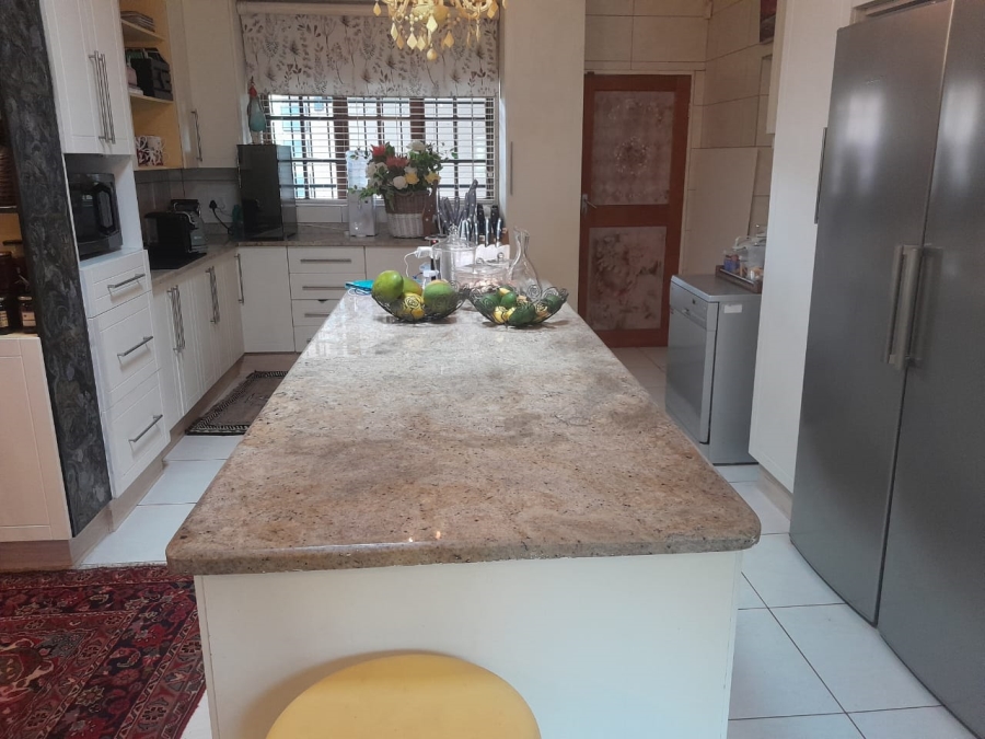 3 Bedroom Property for Sale in Safari Gardens North West